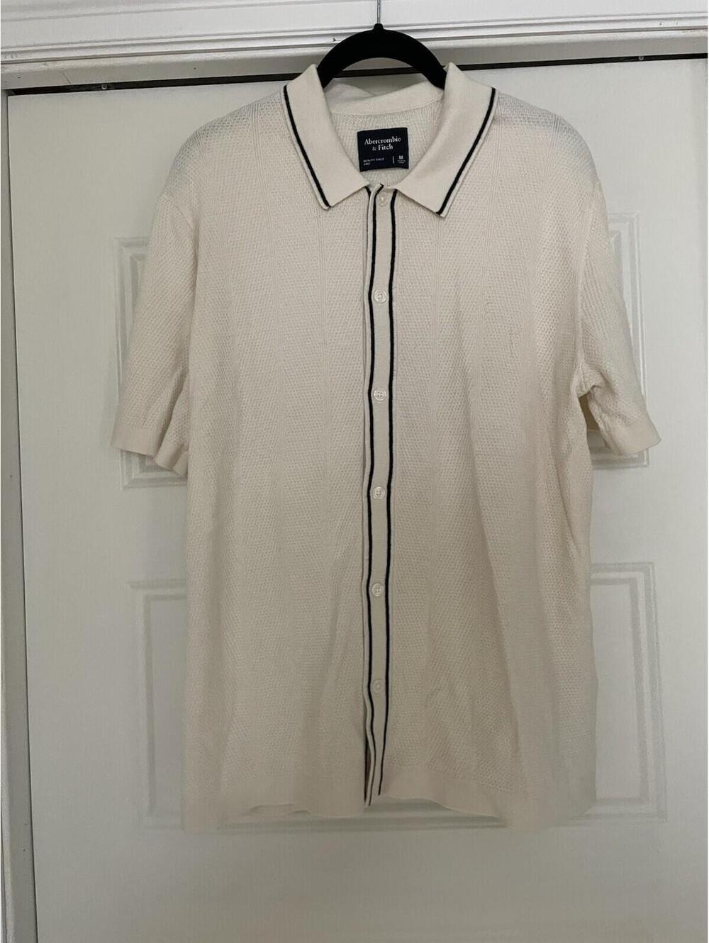 Abercrombie & Fitch Knit White Button Down Shirt Medium